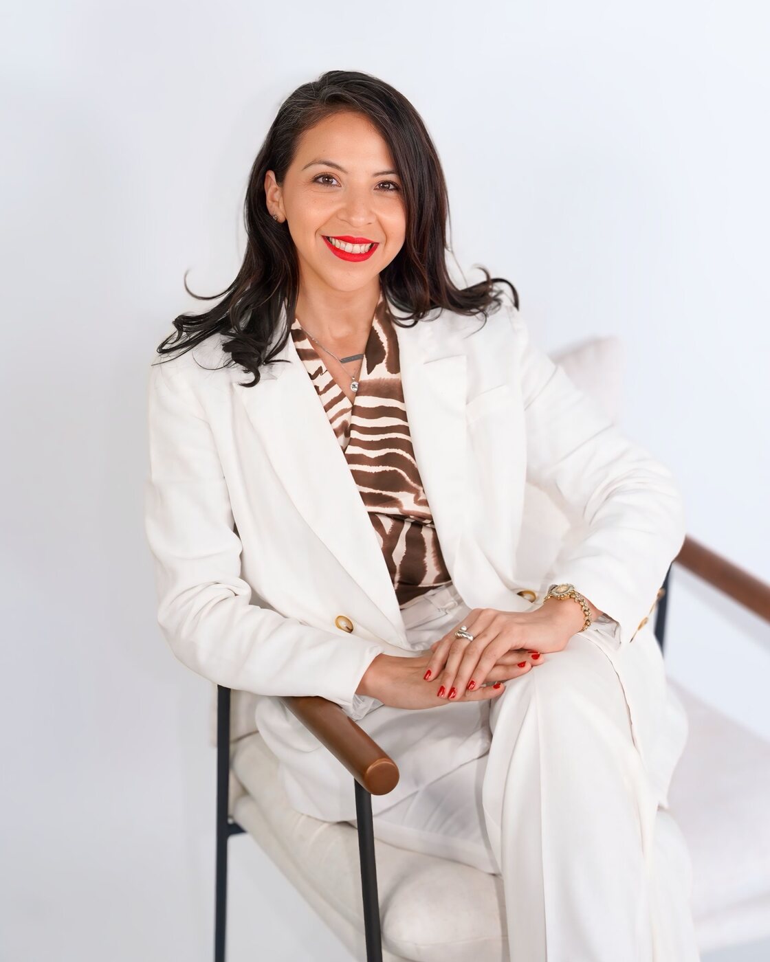 Mayra Cordero, bilingual Orlando and Central Florida REALTOR